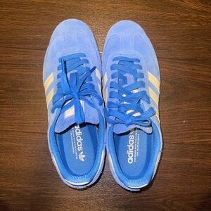 Adidas Blue and Cream Sneakers (M 7.5/ W 8.5)